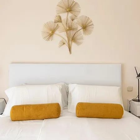 Luminous In Puerto Banus, * Marbella